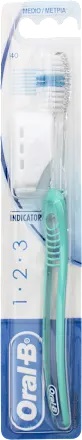 ORALB 123 INDICATOR SPAZZOLINO MANUALE SETOLE 40 MEDIE - farmacia187.it