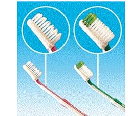 IODOSAN SPAZZOLA ANATOMICA ONDA - farmacia187.it