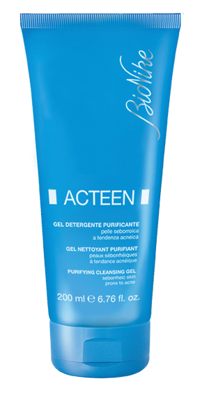 AKNET GEL DETERGENTE PURIFICANTE 200 ML - farmacia187.it